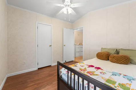 20 Marc Avenue Topsham ME 04086