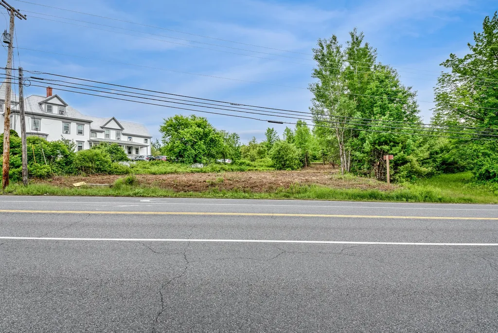 0 Us-202 Winthrop ME 04364