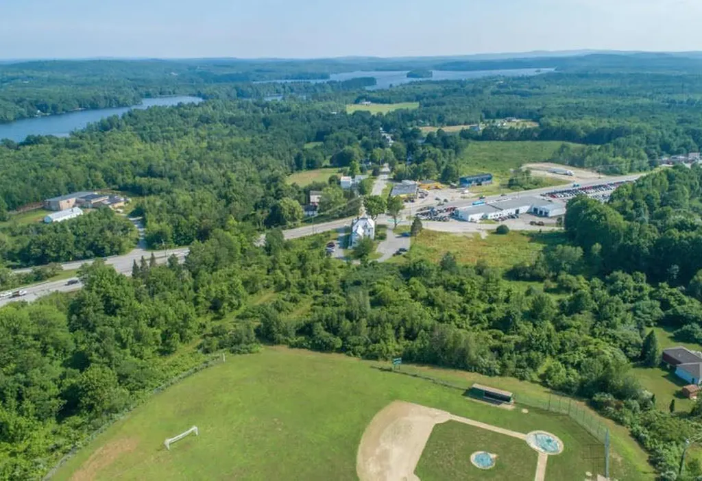 0 Us-202 Winthrop ME 04364