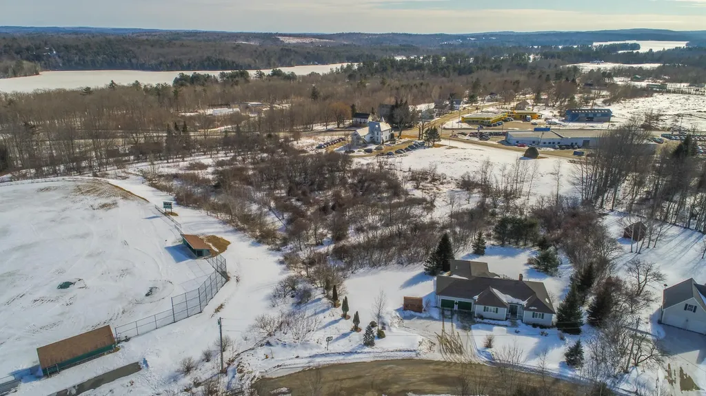 0 Us-202 Winthrop ME 04364