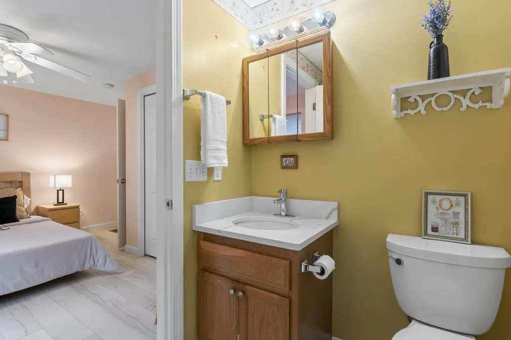 1667 Evergreen Way Casco ME 04015
