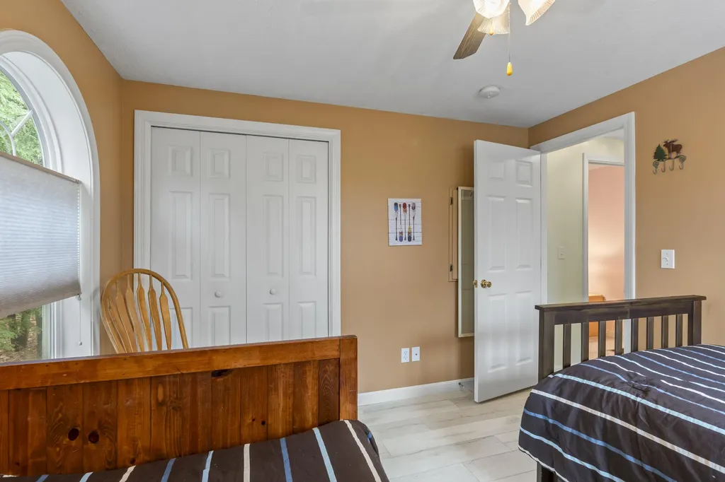 1667 Evergreen Way Casco ME 04015