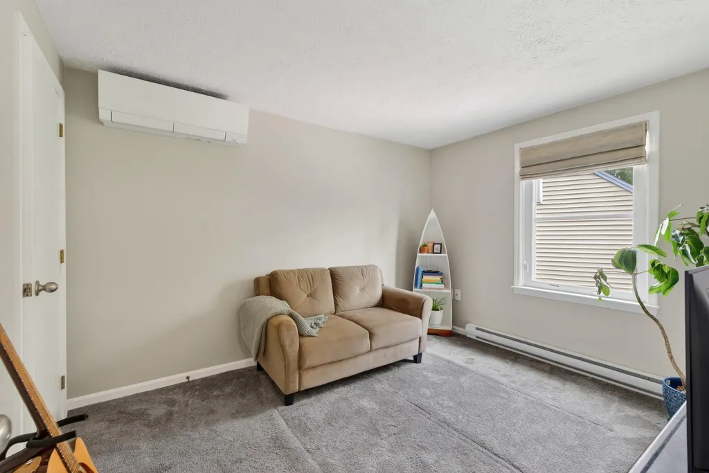 12 Powder Mill Drive Kennebunk ME 04043