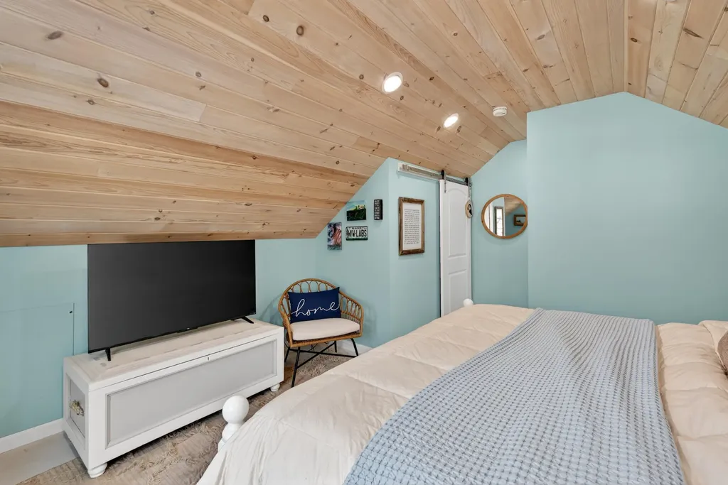 12 Powder Mill Drive Kennebunk ME 04043