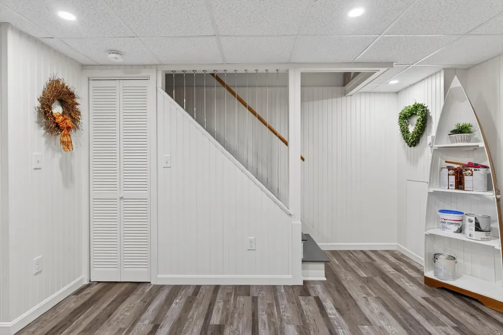 12 Powder Mill Drive Kennebunk ME 04043