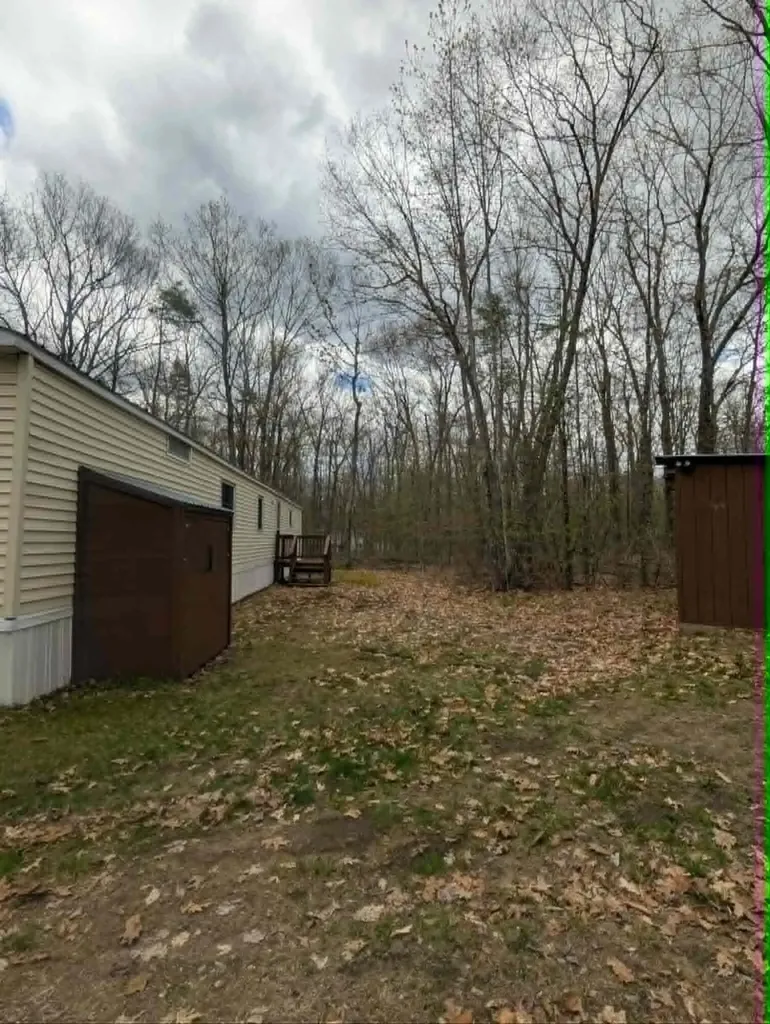 563 King Street Oxford ME 04270