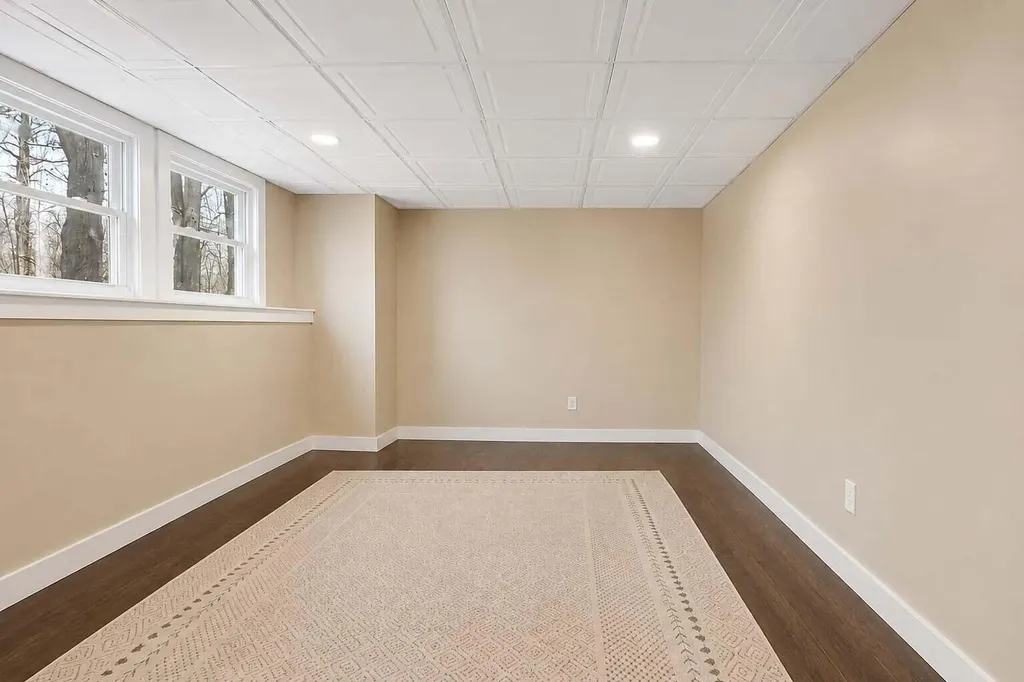 816 Riverside Drive Augusta ME 04330