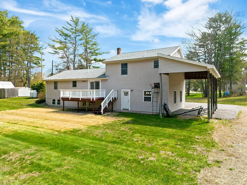 816 Riverside Drive Augusta ME 04330