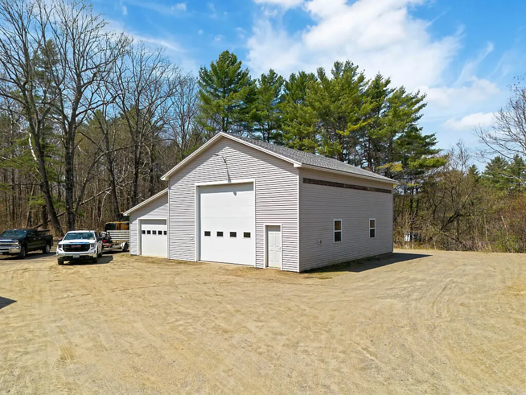 816 Riverside Drive Augusta ME 04330
