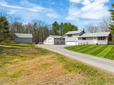 816 Riverside Drive Augusta ME 04330