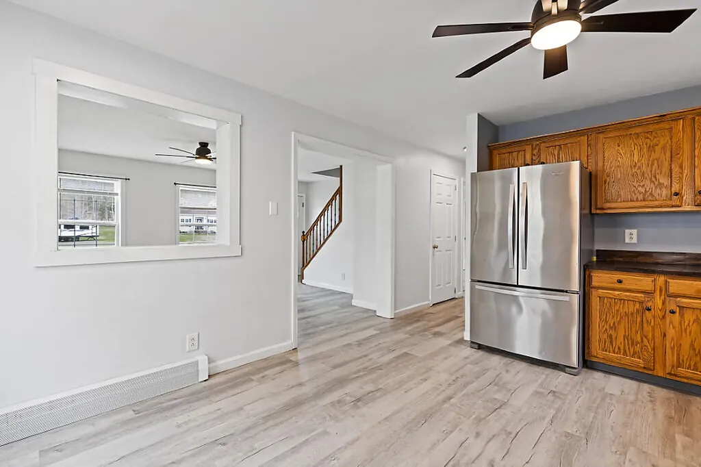 5 Nishell Drive Paris ME 04281