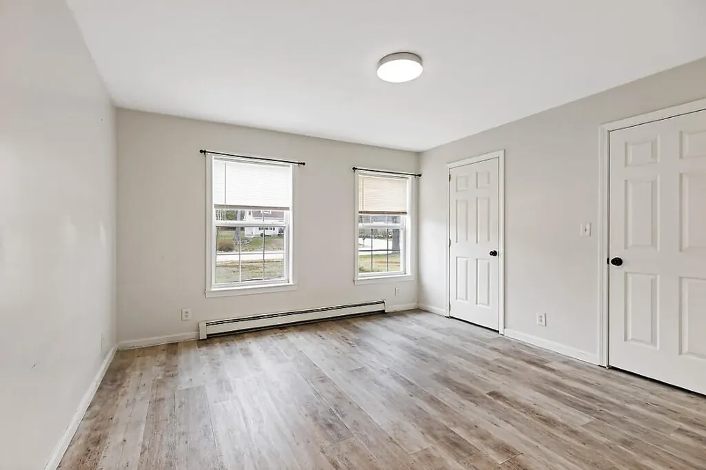 5 Nishell Drive Paris ME 04281