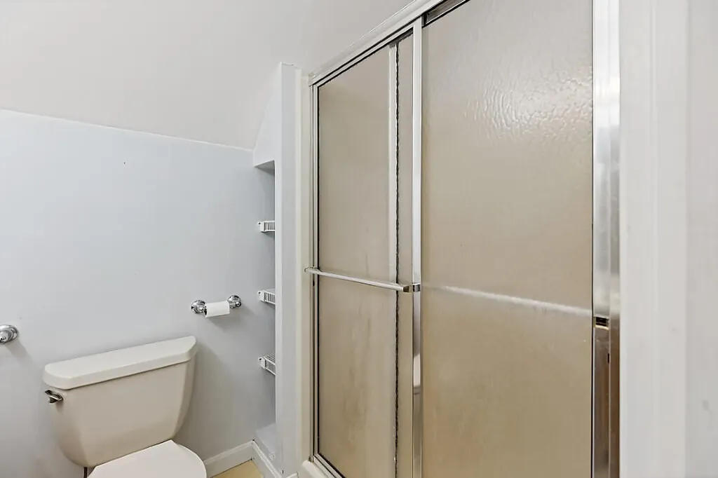 5 Nishell Drive Paris ME 04281