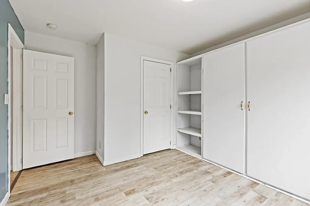 5 Nishell Drive Paris ME 04281