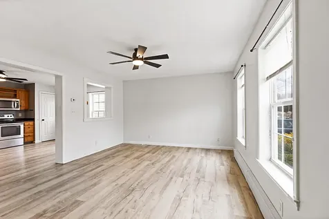 5 Nishell Drive Paris ME 04281