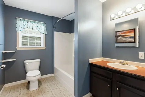 5 Nishell Drive Paris ME 04281