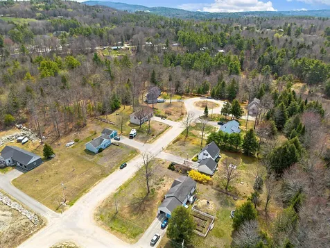 5 Nishell Drive Paris ME 04281