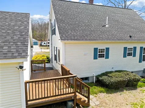 5 Nishell Drive Paris ME 04281
