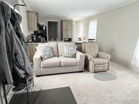 16 R.w. Macleod Lane Belfast ME 04915