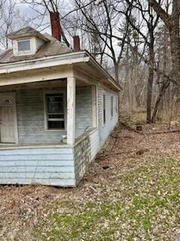 32 Lake Street New Vineyard ME 04956