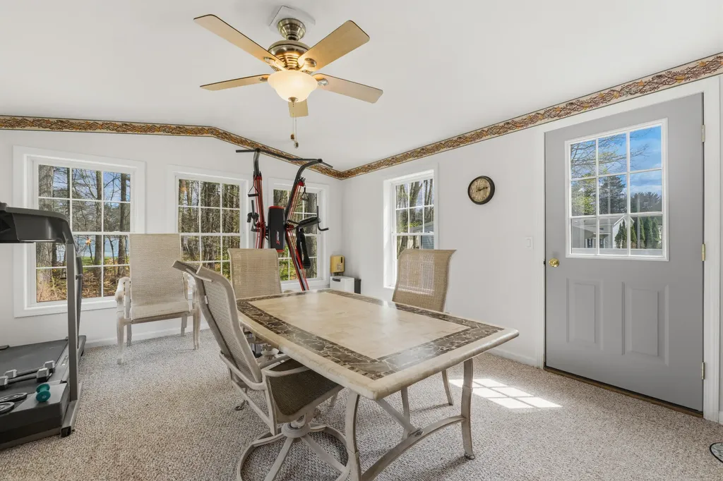 4 Arundel Avenue Lisbon ME 04250
