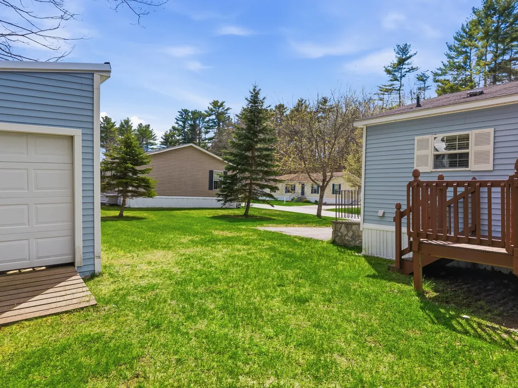 4 Arundel Avenue Lisbon ME 04250