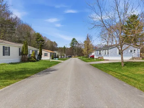 4 Arundel Avenue Lisbon ME 04250