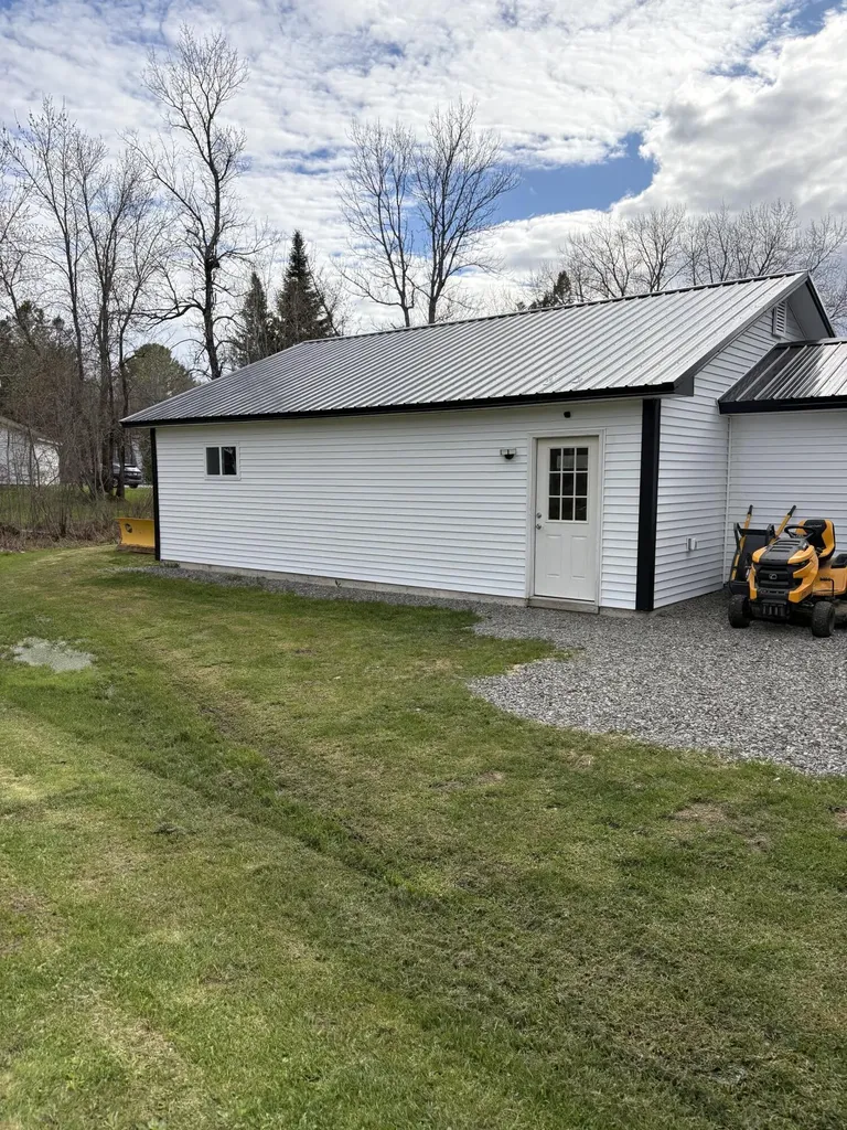 287 Hudson Road Glenburn ME 04401