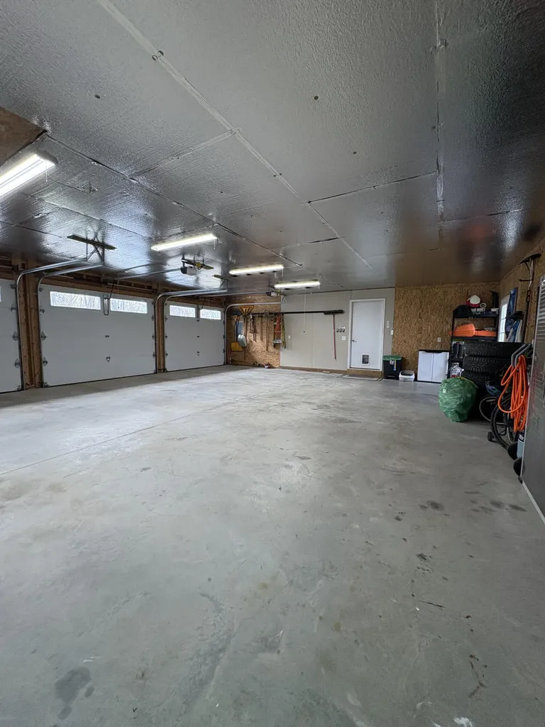 287 Hudson Road Glenburn ME 04401