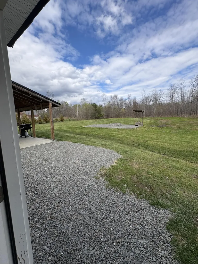 287 Hudson Road Glenburn ME 04401