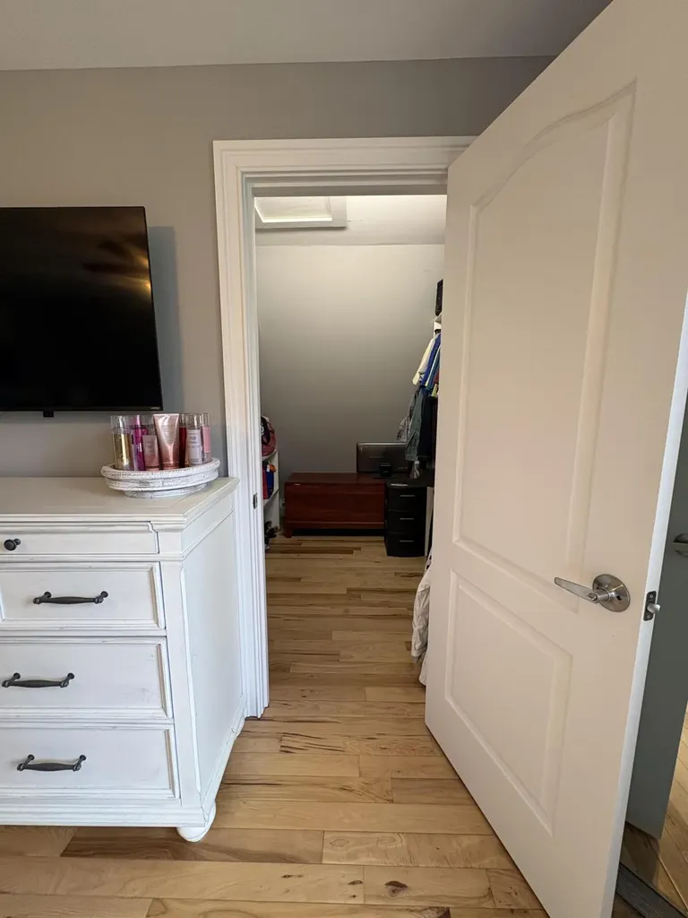 287 Hudson Road Glenburn ME 04401