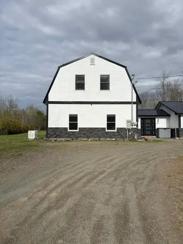 287 Hudson Road Glenburn ME 04401