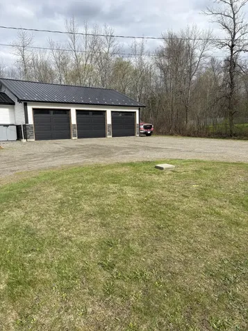 287 Hudson Road Glenburn ME 04401