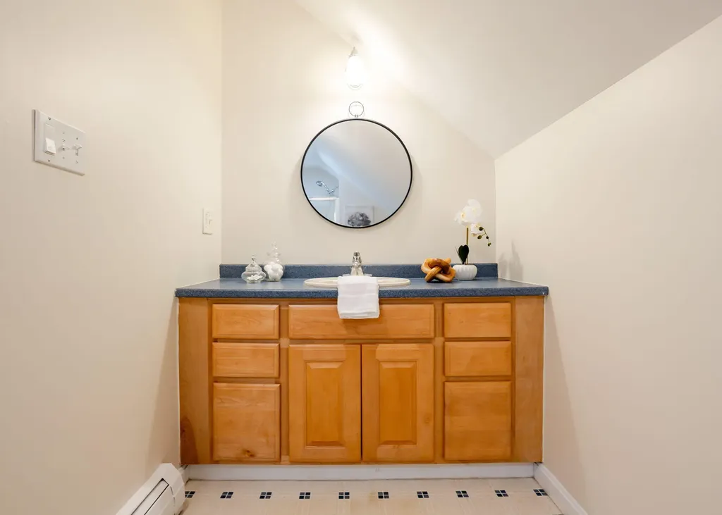 6 Samuels Way Gorham ME 04038