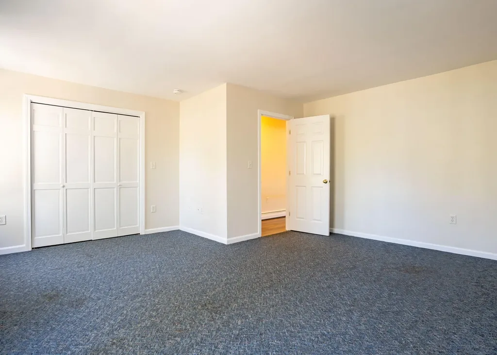 6 Samuels Way Gorham ME 04038