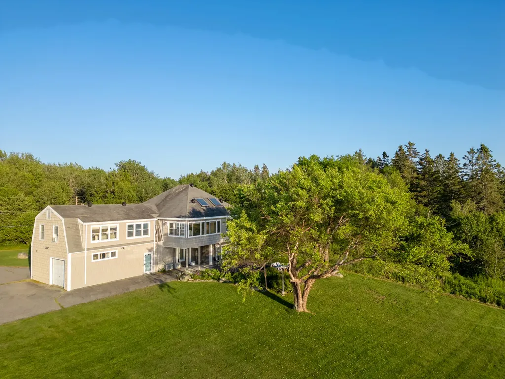 48 Sheltons Road Trenton ME 04605