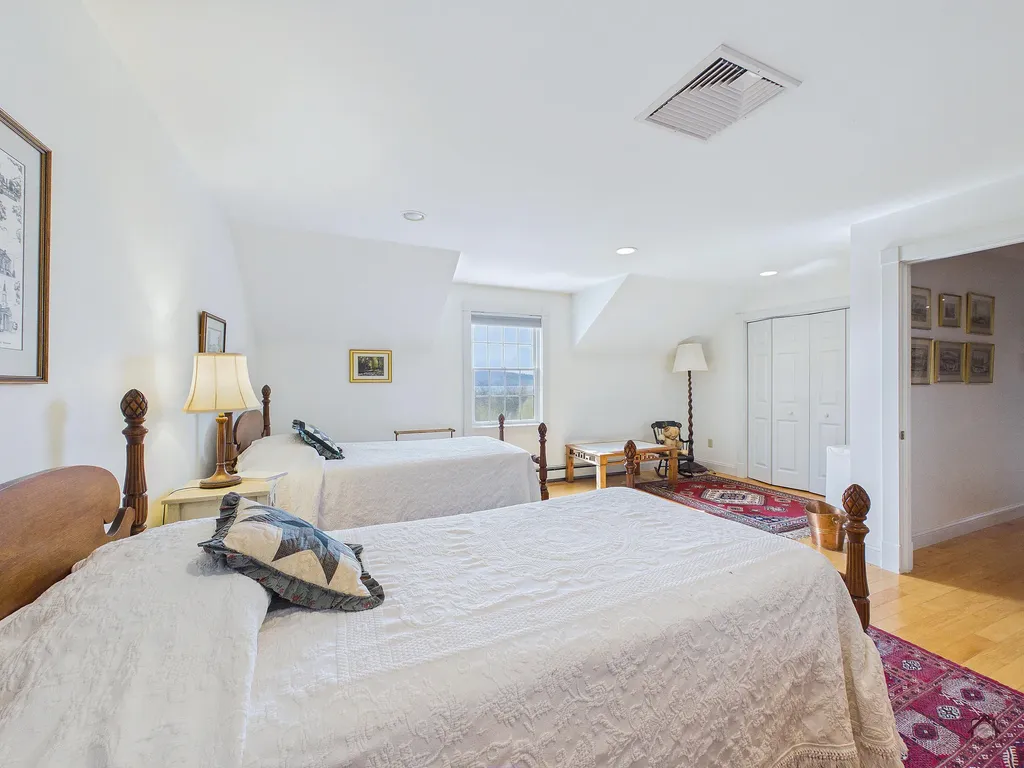 63 Bay View Drive Belgrade ME 04917