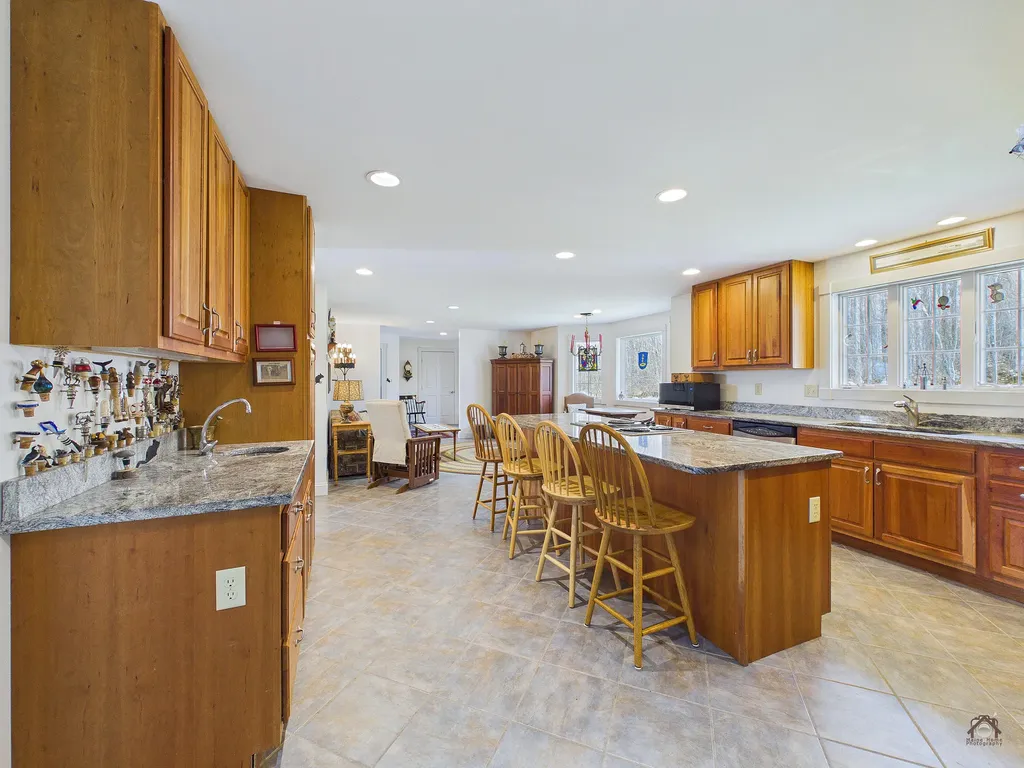 63 Bay View Drive Belgrade ME 04917