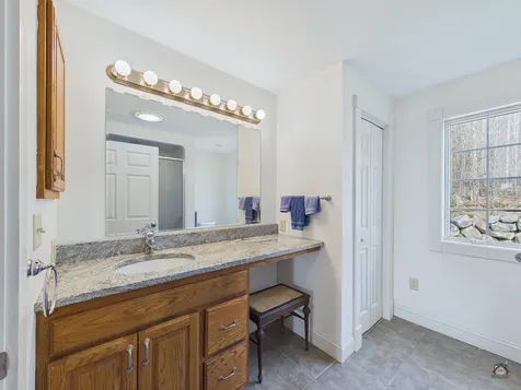 63 Bay View Drive Belgrade ME 04917
