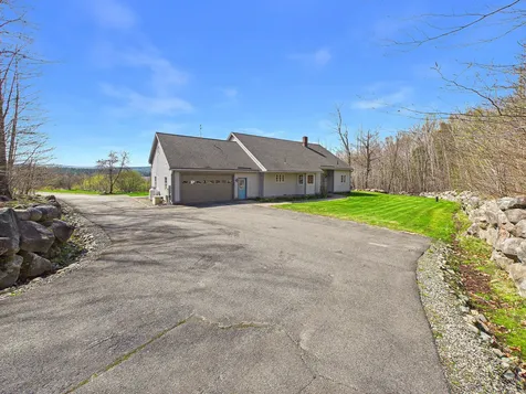 63 Bay View Drive Belgrade ME 04917