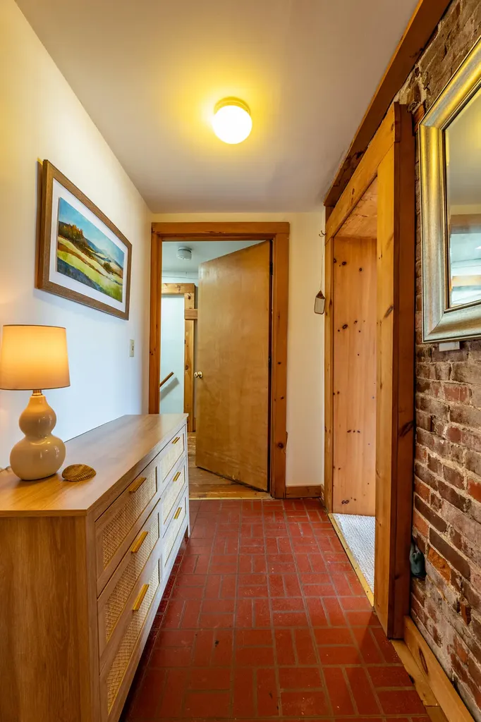 13 Friendship Road Waldoboro ME 04572