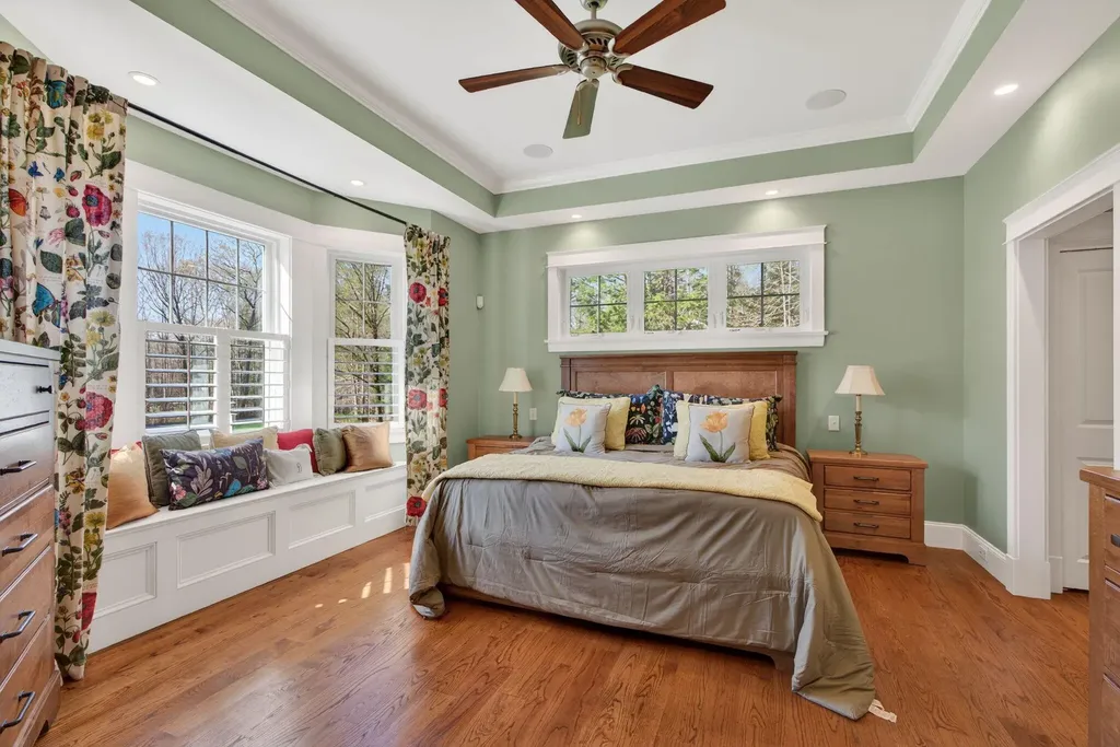 45 Old Farm Lane Eliot ME 03903