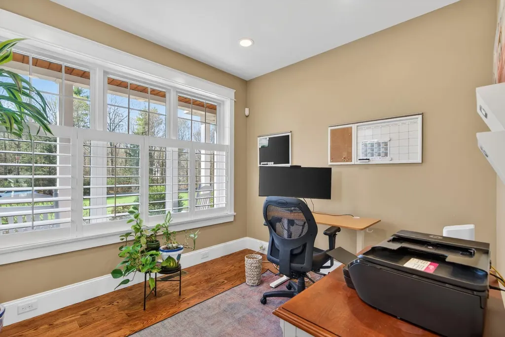 45 Old Farm Lane Eliot ME 03903