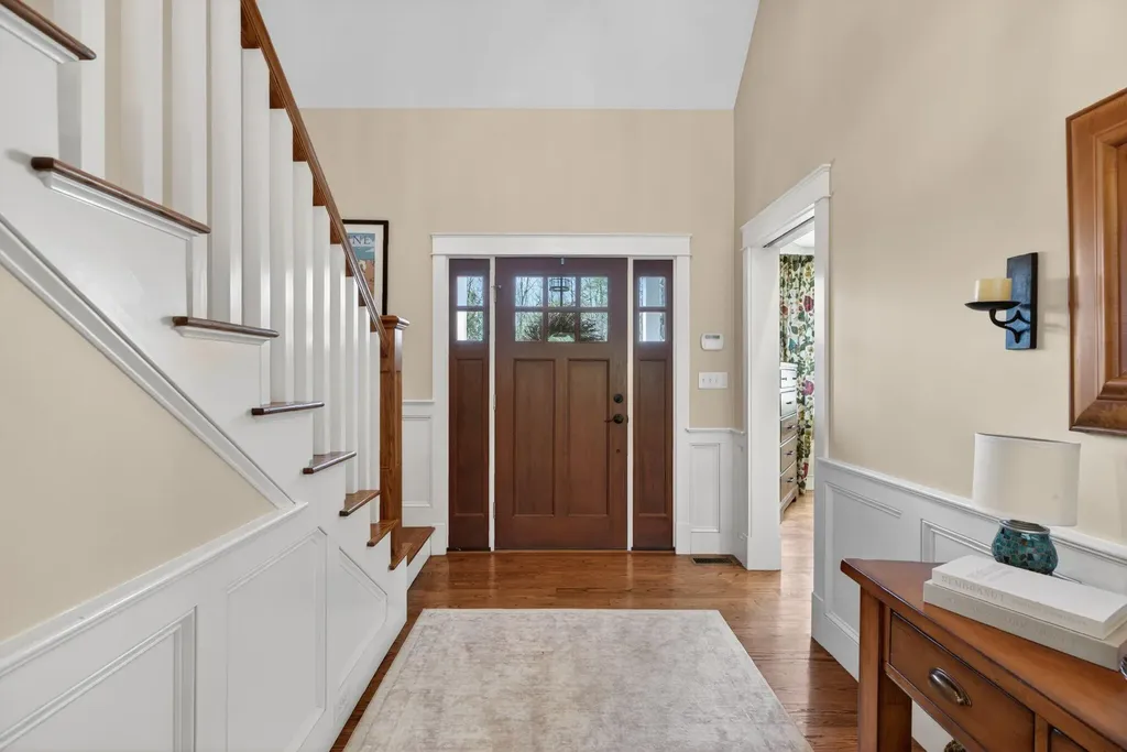 45 Old Farm Lane Eliot ME 03903