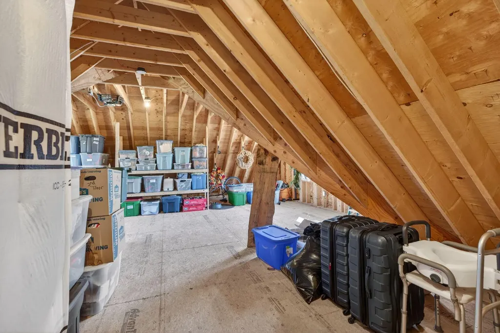 45 Old Farm Lane Eliot ME 03903