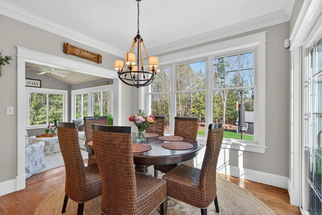 45 Old Farm Lane Eliot ME 03903
