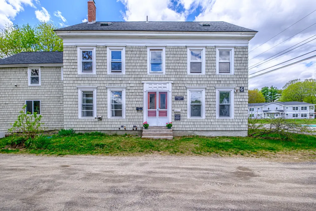 6 Narragansett Street Gorham ME 04038