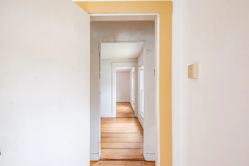 6 Narragansett Street Gorham ME 04038