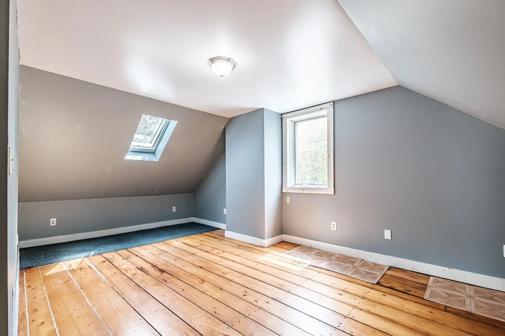 6 Narragansett Street Gorham ME 04038