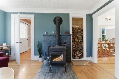 15 Lincoln Street Richmond ME 04357